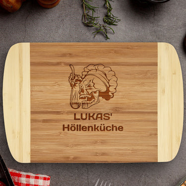 Geschenk-Bambus-Schneidebrett mit Gravur – Motiv Herr der Küche 3