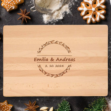 Geschenk-Massivholz-Schneidebrett mit Gravur – Hochzeits 3